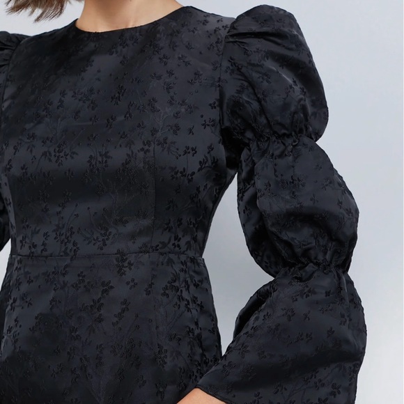 NWT Black Jacquard Puff Sleeve Midi Dress - Picture 2 of 5